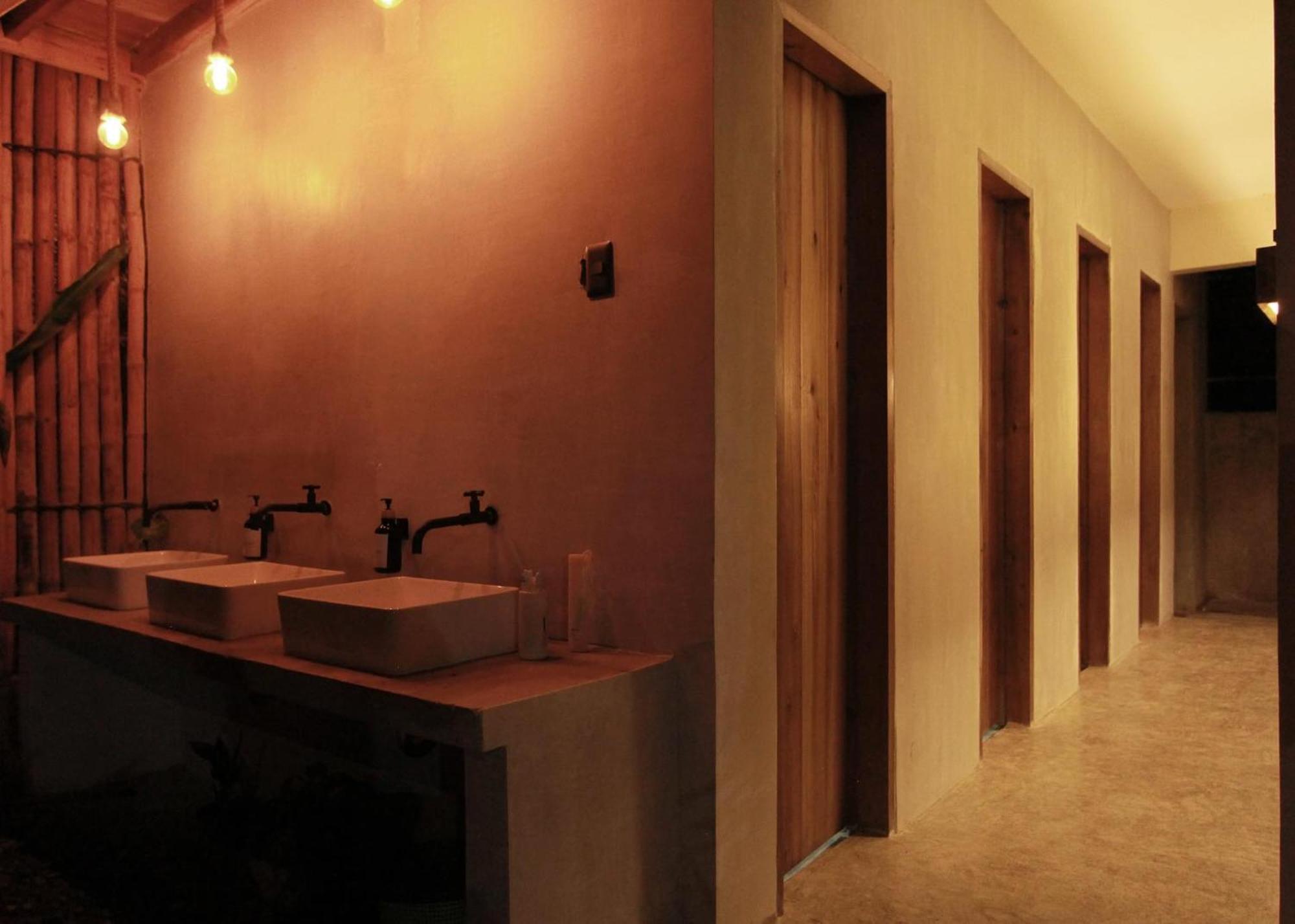 Hostel Casavia Siargao Catangnan Zewnętrze zdjęcie