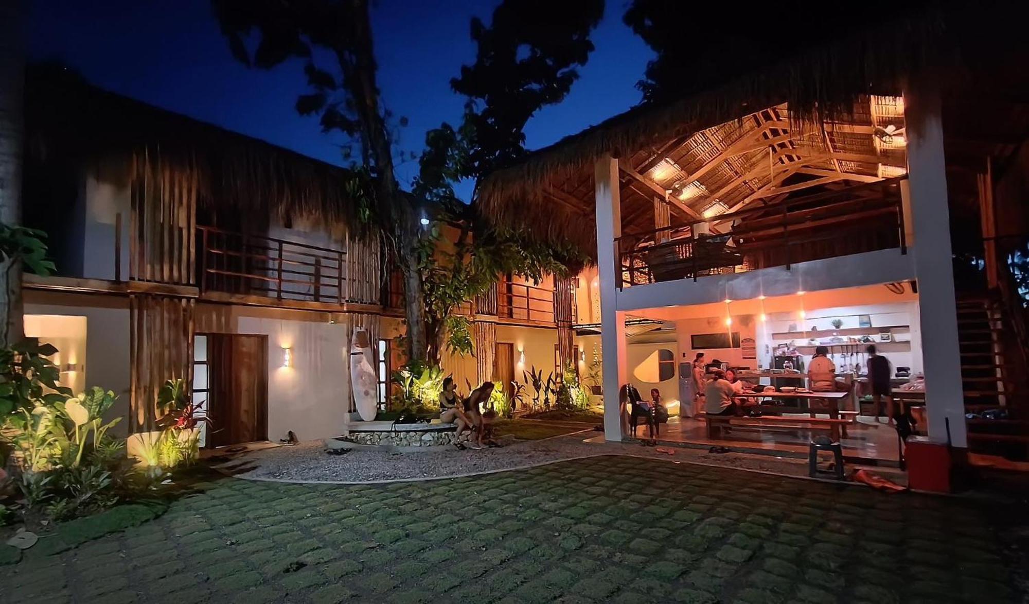 Hostel Casavia Siargao Catangnan Zewnętrze zdjęcie